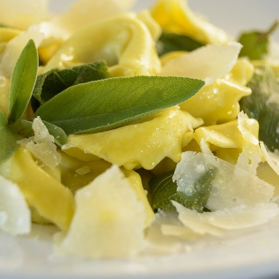 Tortellini burro e salvia