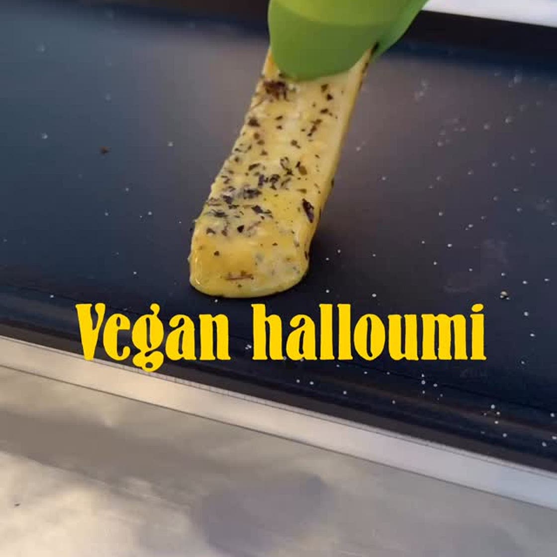 Vegan halloumi