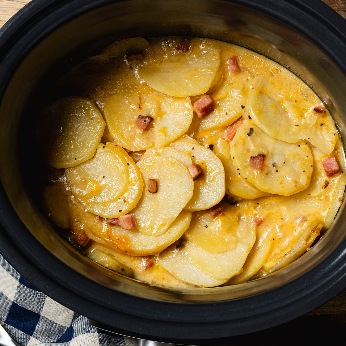 Slow-Cooker Cheesy Potatoes and Ham