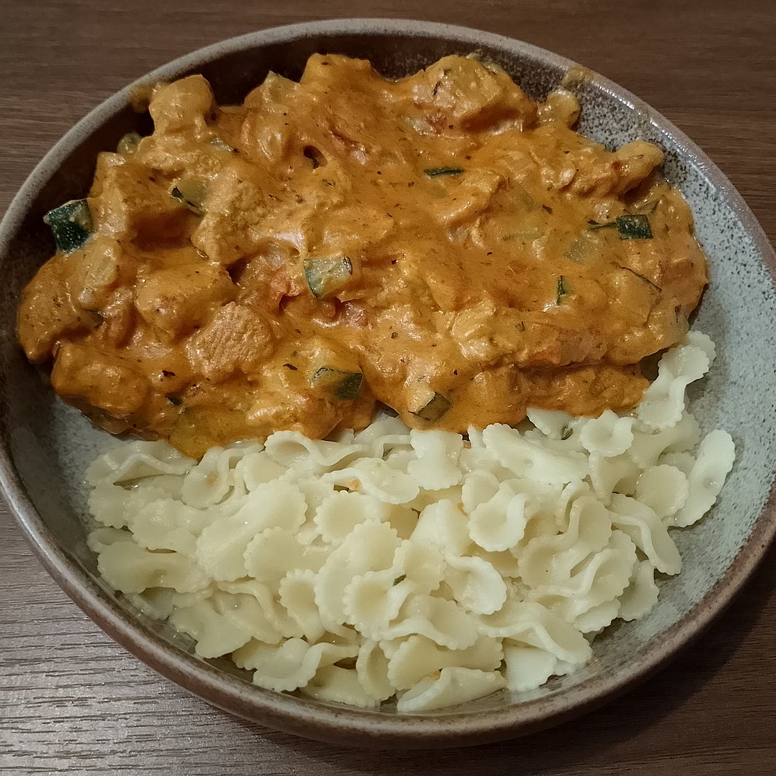 Poulet à la crème de tomate