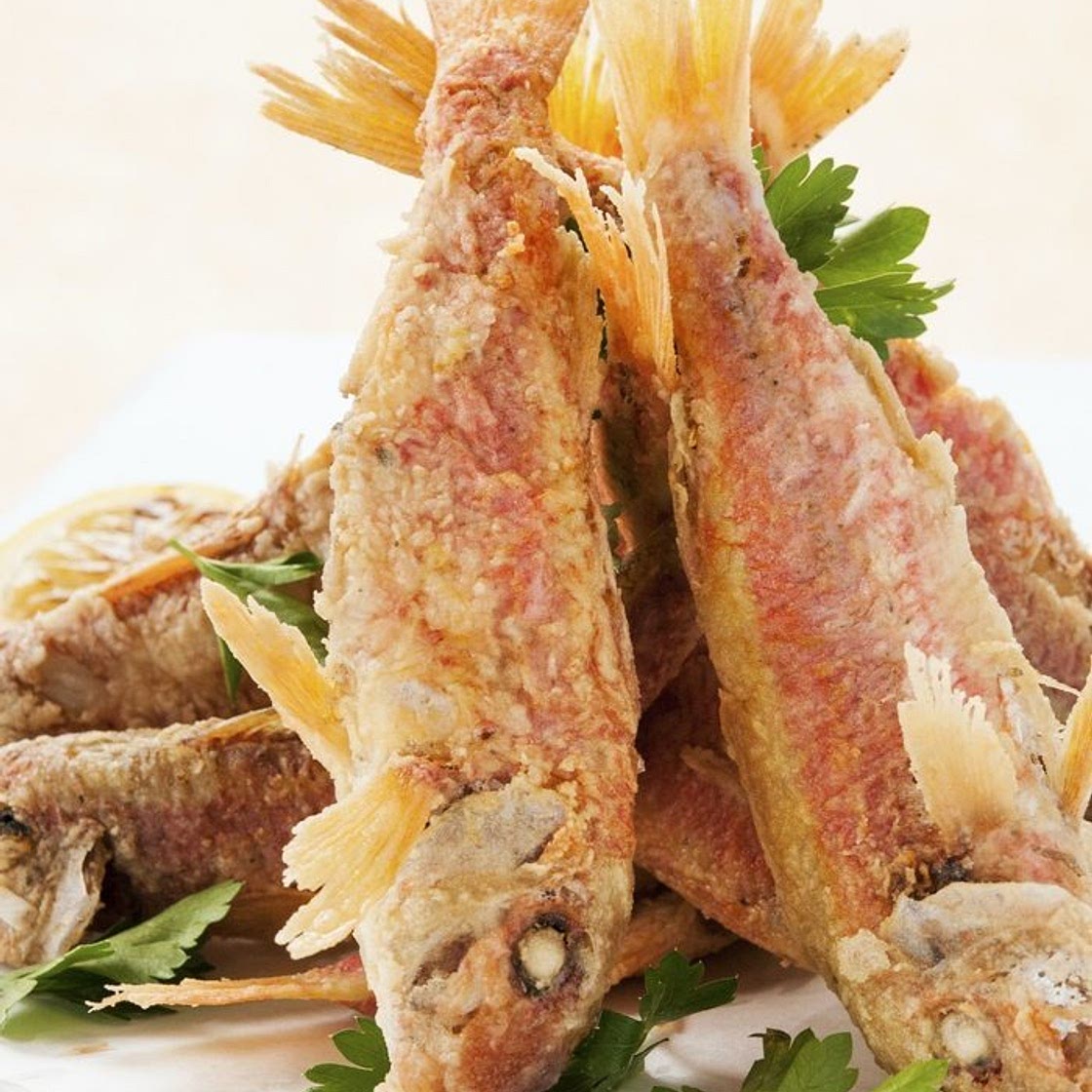 Salmonetes fritos