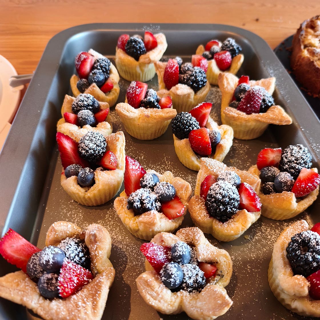 Vegane Beeren-Mohn-Körbchen
