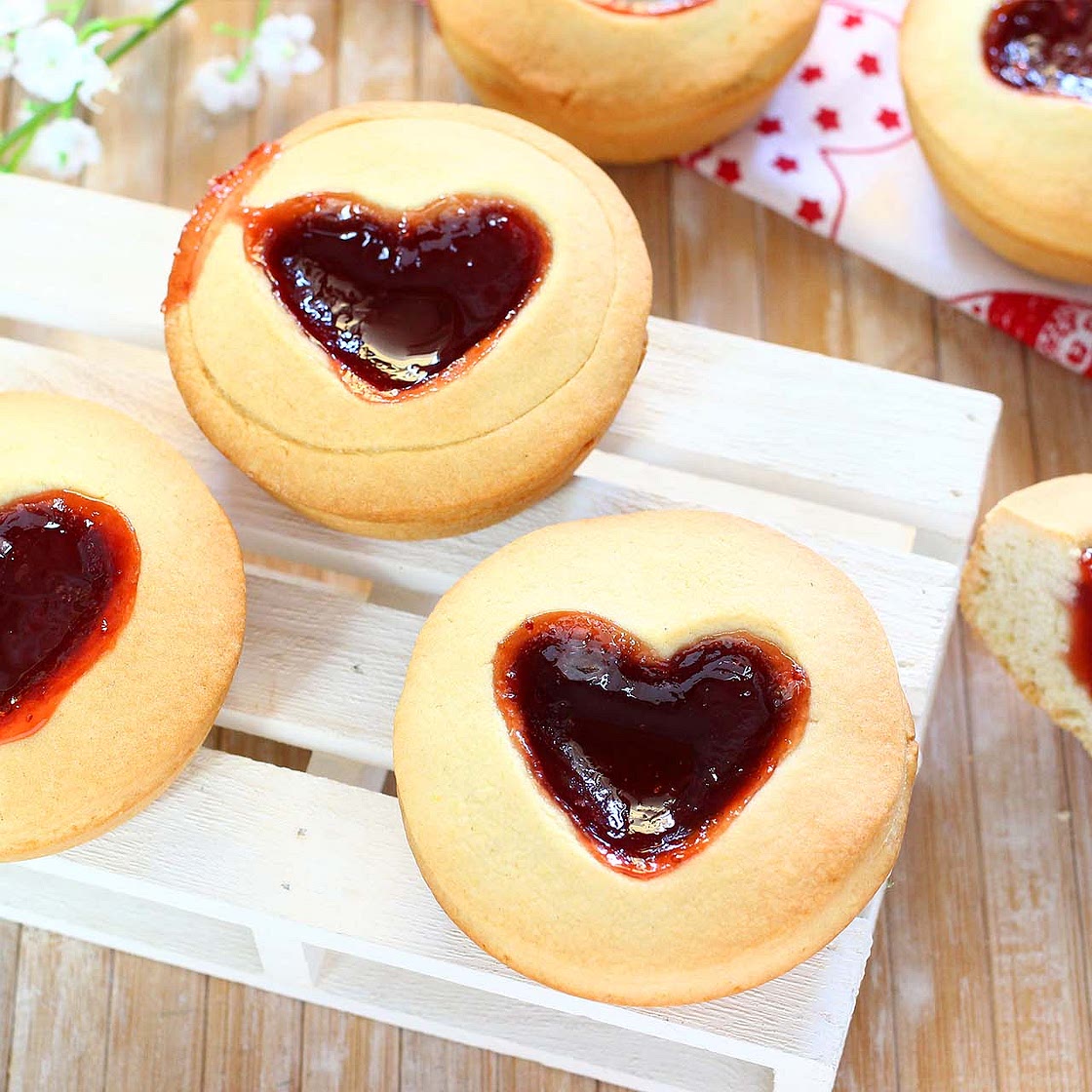 TORTINE ALLA MARMELLATA