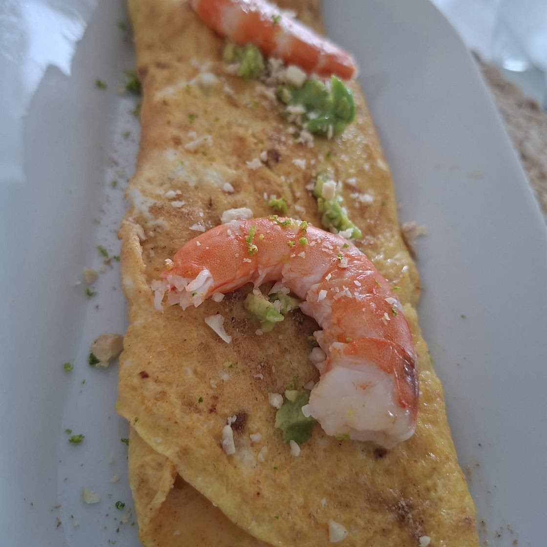 Omelette - Shrimps and Avocado