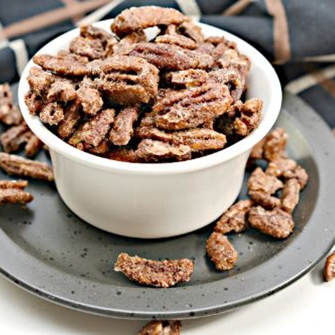 Keto Cinnamon Sugar Pecans