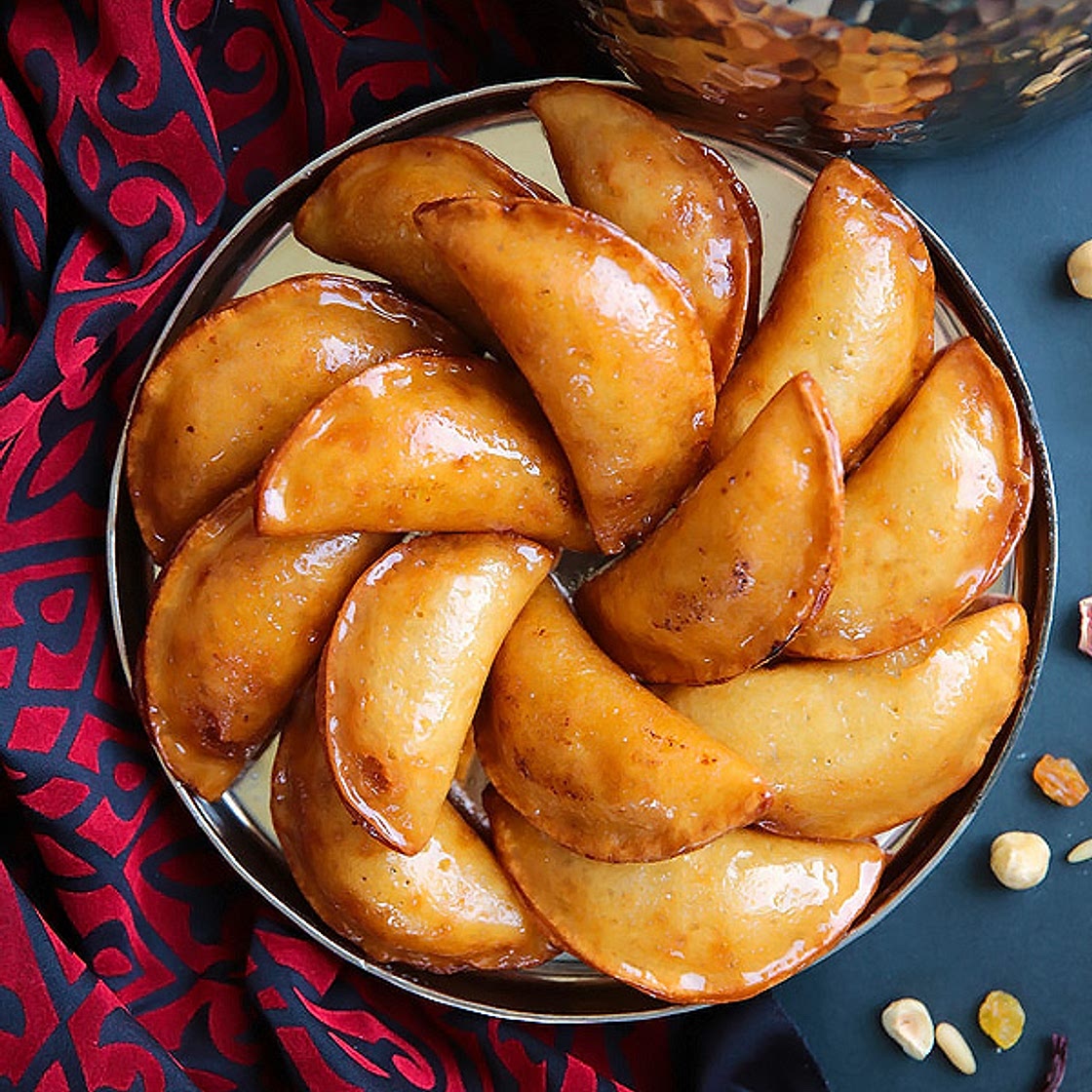 Classic Qatayef with Nuts