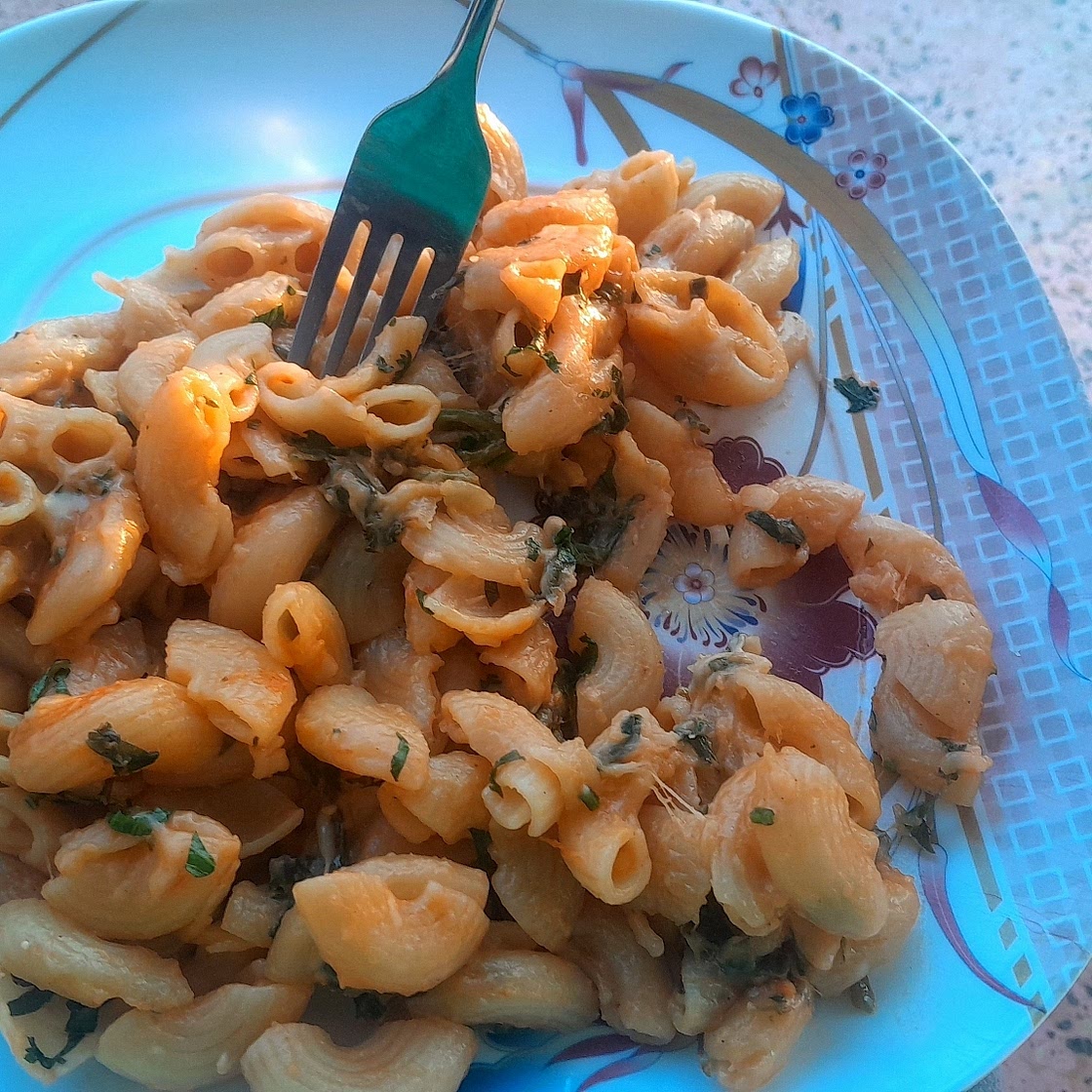 Creamy Tomato & Spinach Pasta ❤️