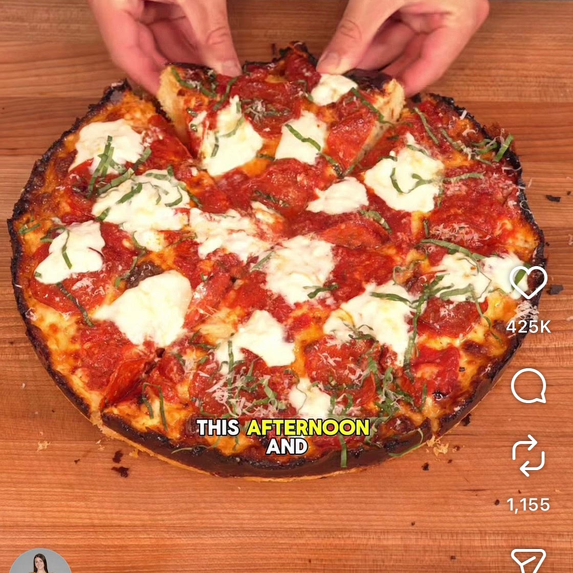 Cast Iron Skillet Pan Pizza