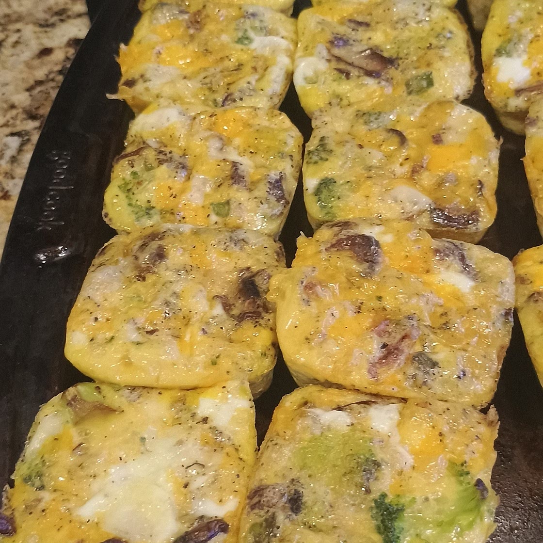 Easy Loaded Baked Omelet Muffins