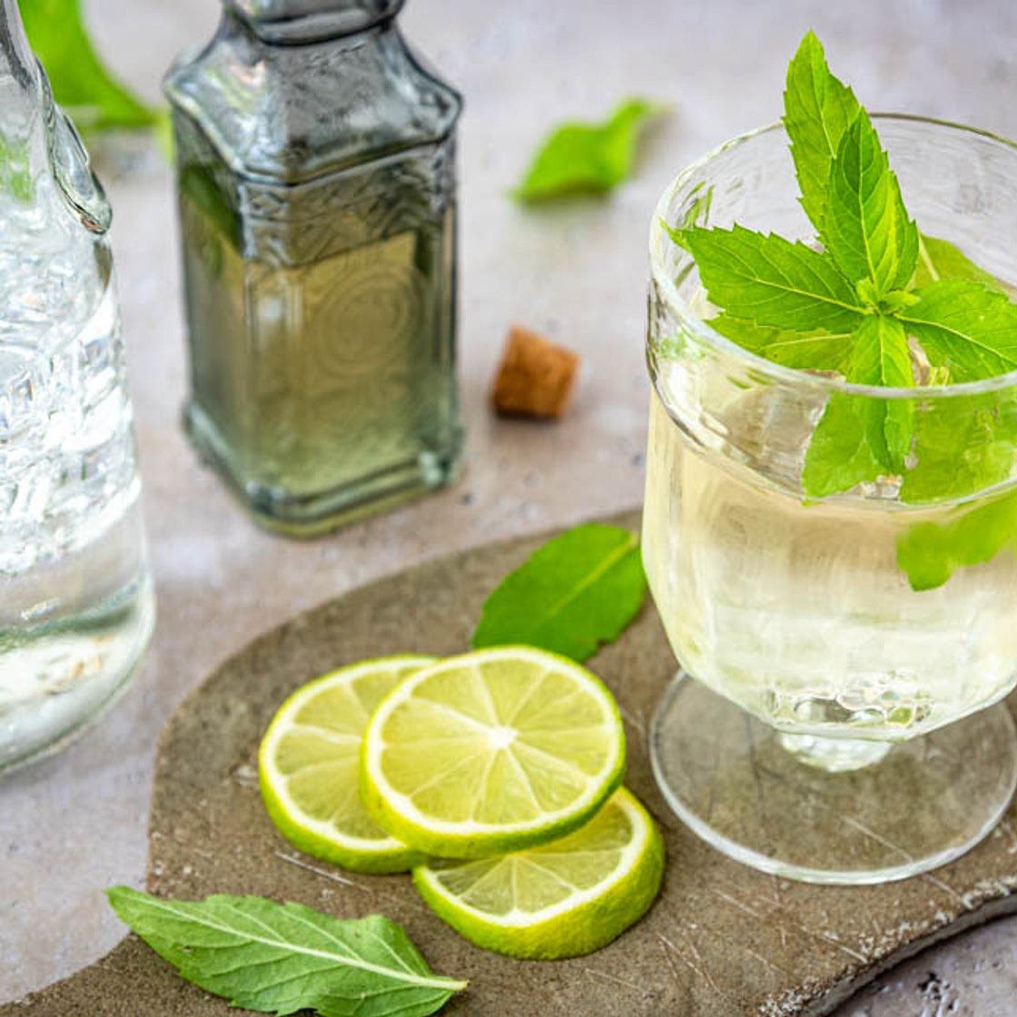 Hugo selber machen – der klassische Sommer-Aperitif