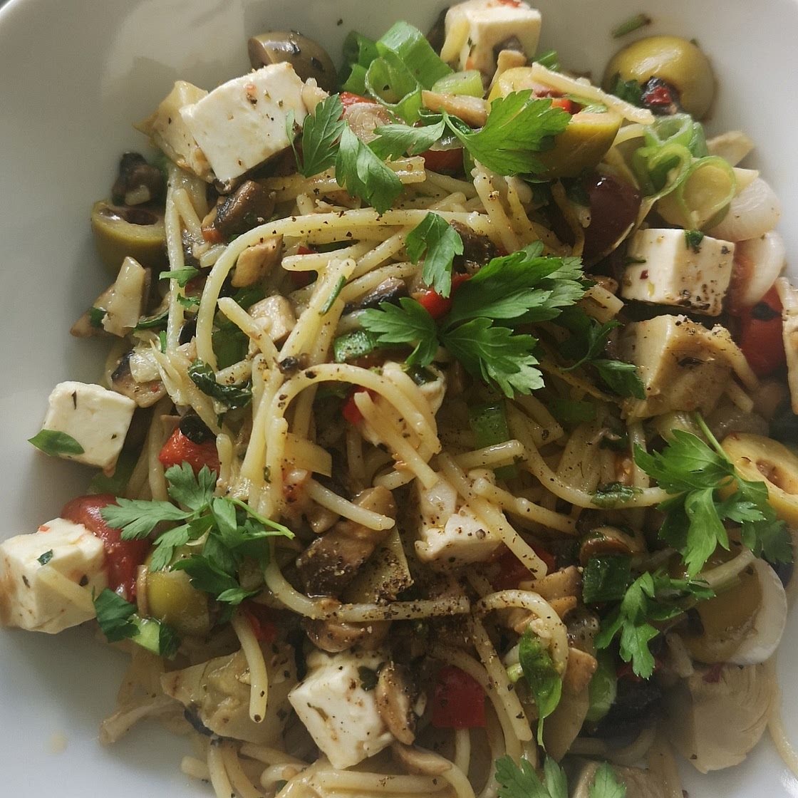 Simple Mediterranean Olive Oil Pasta