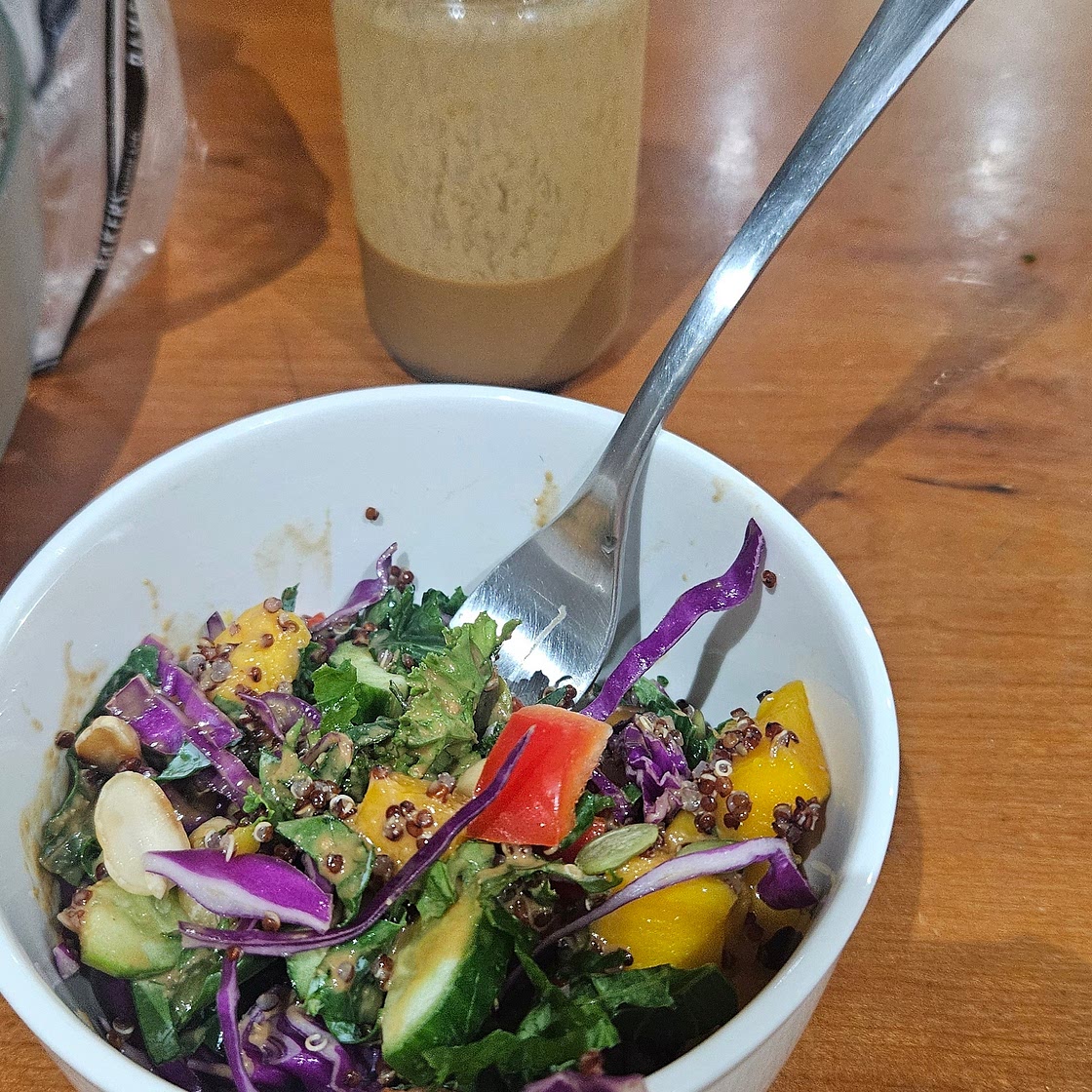 Moms mango peanut salad