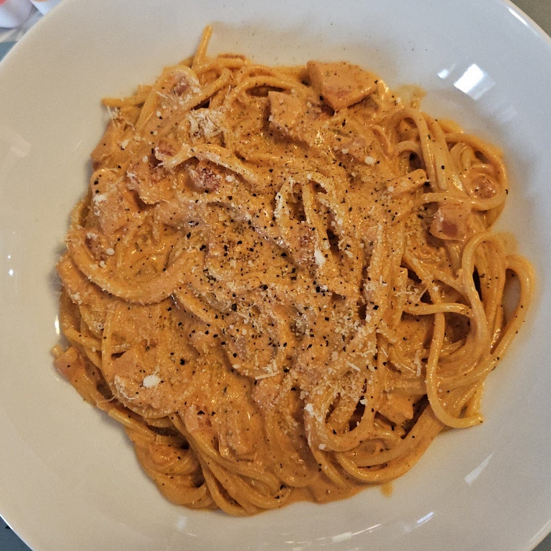 Rose Sauce Pasta (Pink Sauce Pasta)