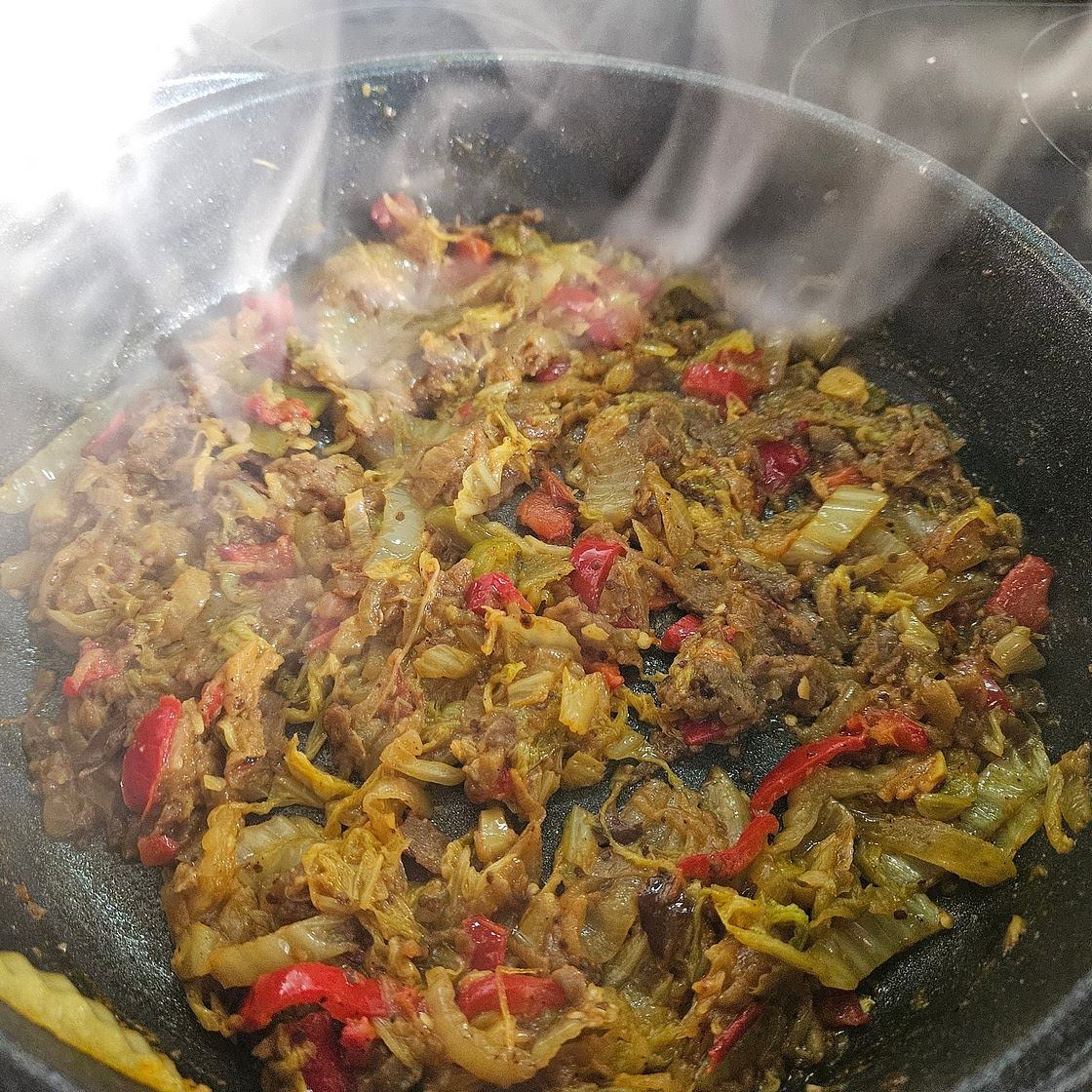Roasted Eggplant (Aubergine), Pepper & Cabbage Sauté Vegan