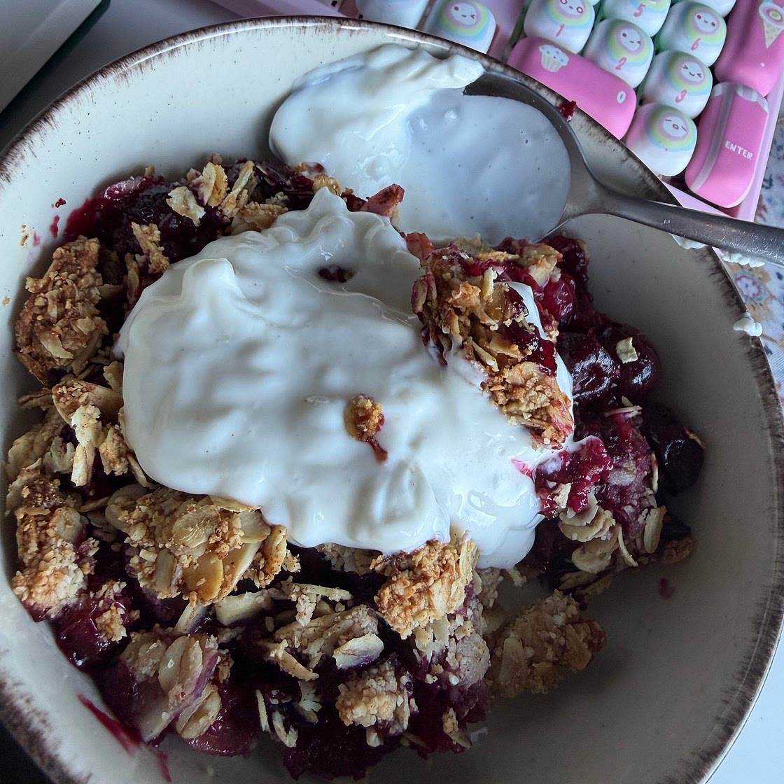 Berry crisp 