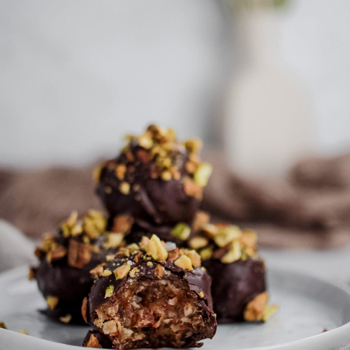 Vegan Raw Bliss Balls