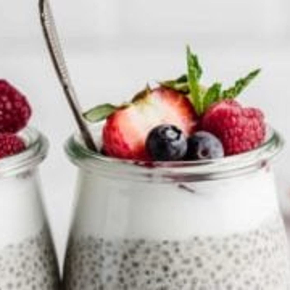 Vanilla Chia Seed Pudding with Almond Milk
