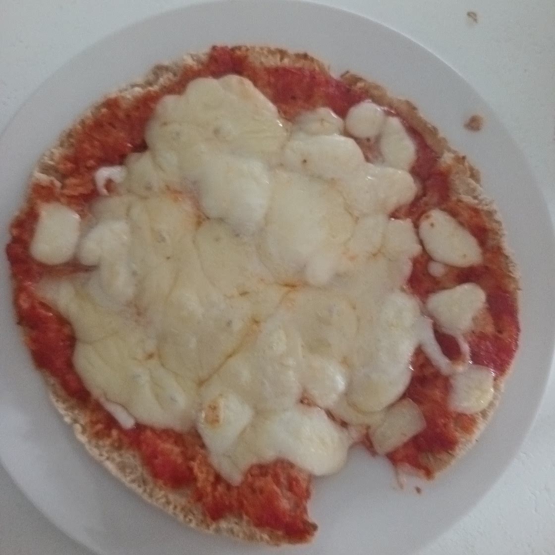 Quick and Easy Pita Pizza {Just 3 minutes}