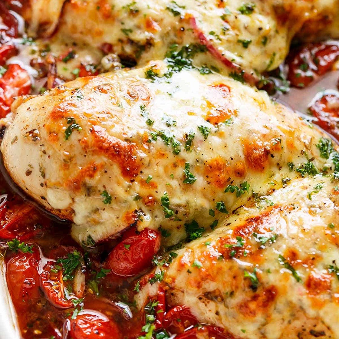 Balsamic Baked Chicken Breast With Balsamic Tomato Sauce and Mozzarella Cheese