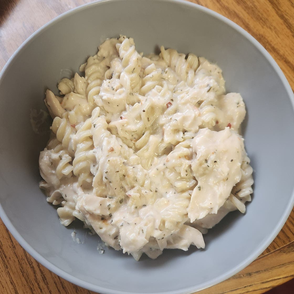 Crockpot - Garlic Chicken Parmesan Pasta