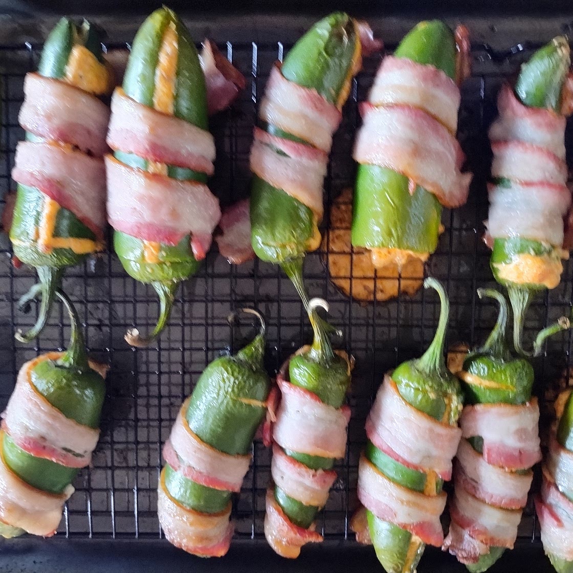 Bacon Wrapped Jalapeño Poppers