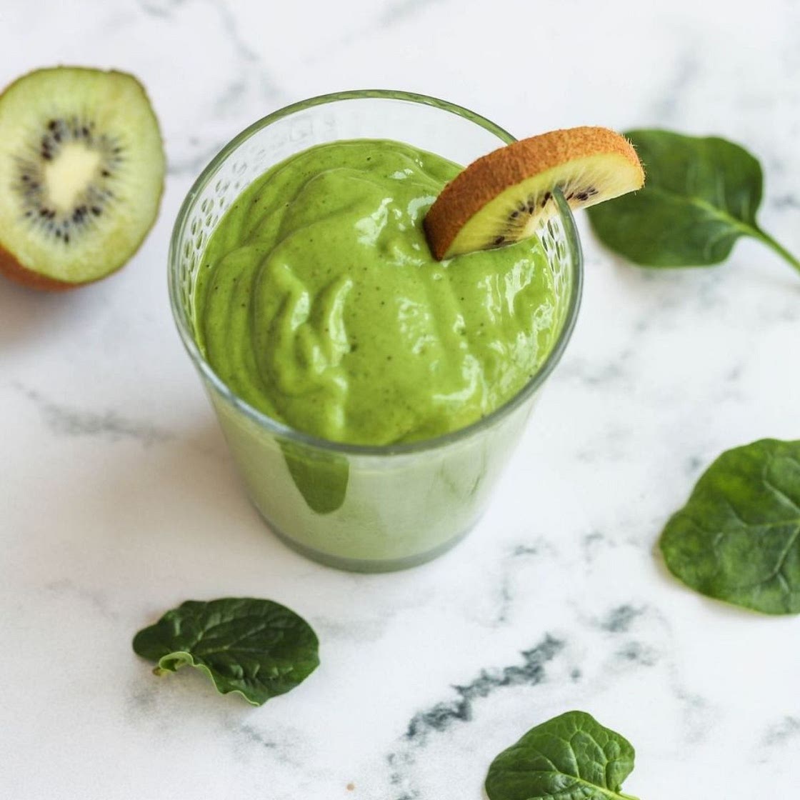 The Kiwi Burst Smoothie: Bright, Tangy, Tropical Green Goodness