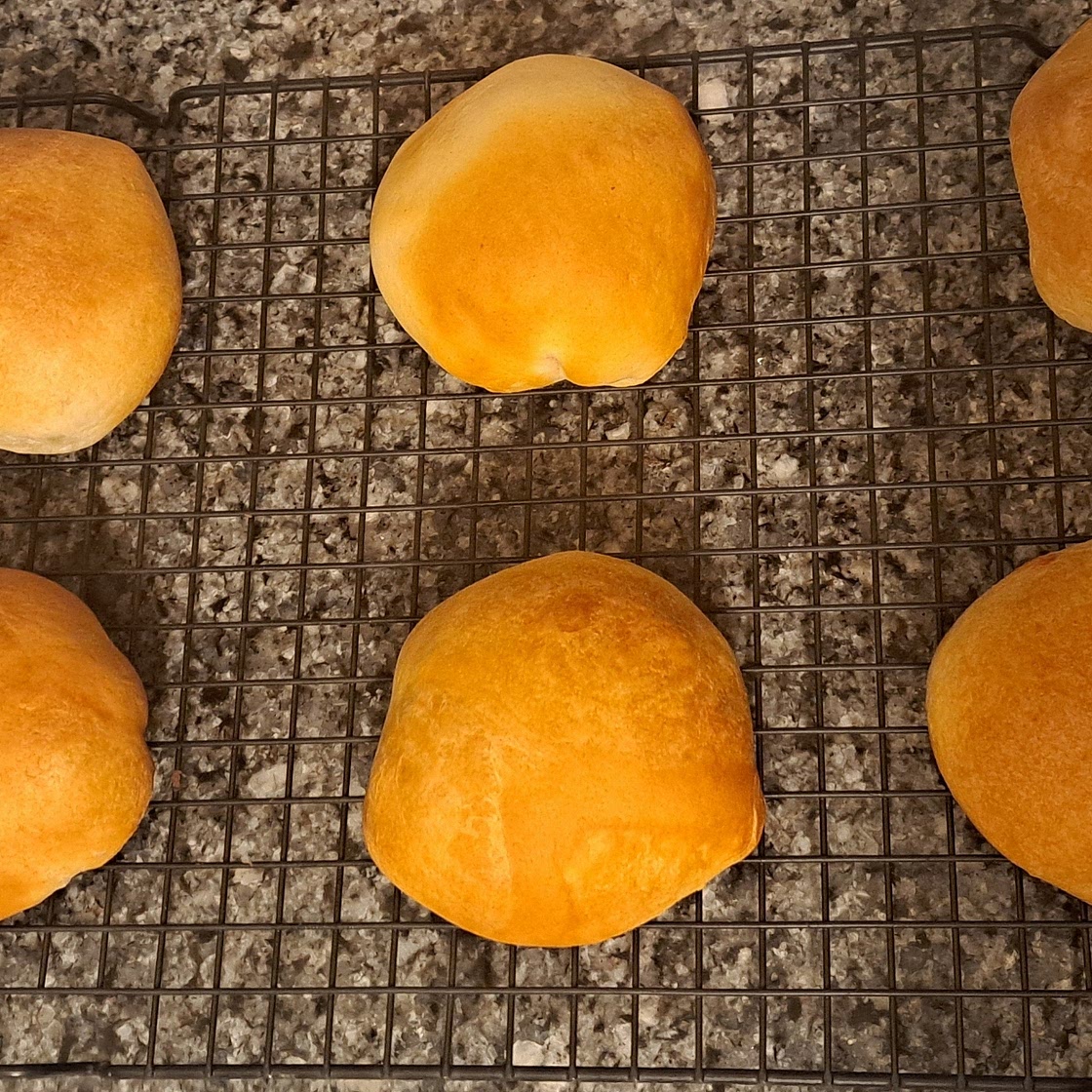 Air Fryer Bacon and Egg Breakfast Biscuit Bombs