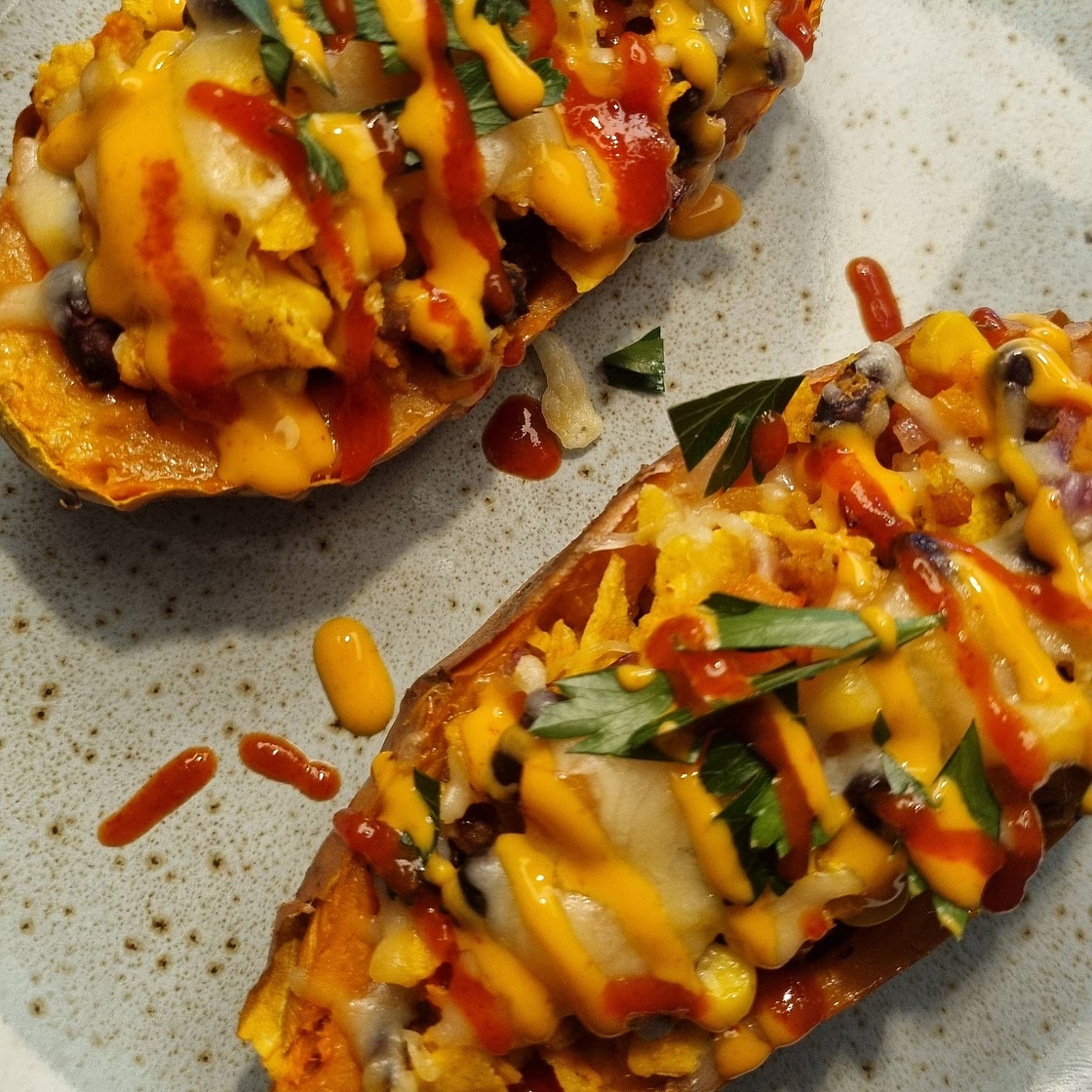 Mexikanisch gefüllte Süßkartoffeln