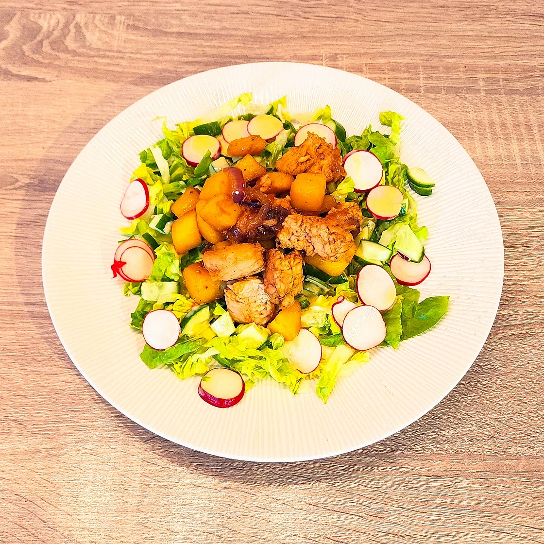 Salade garnie de dinde façon tandoori