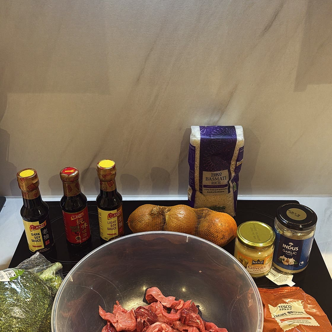 BEEF & BROCCOLI 