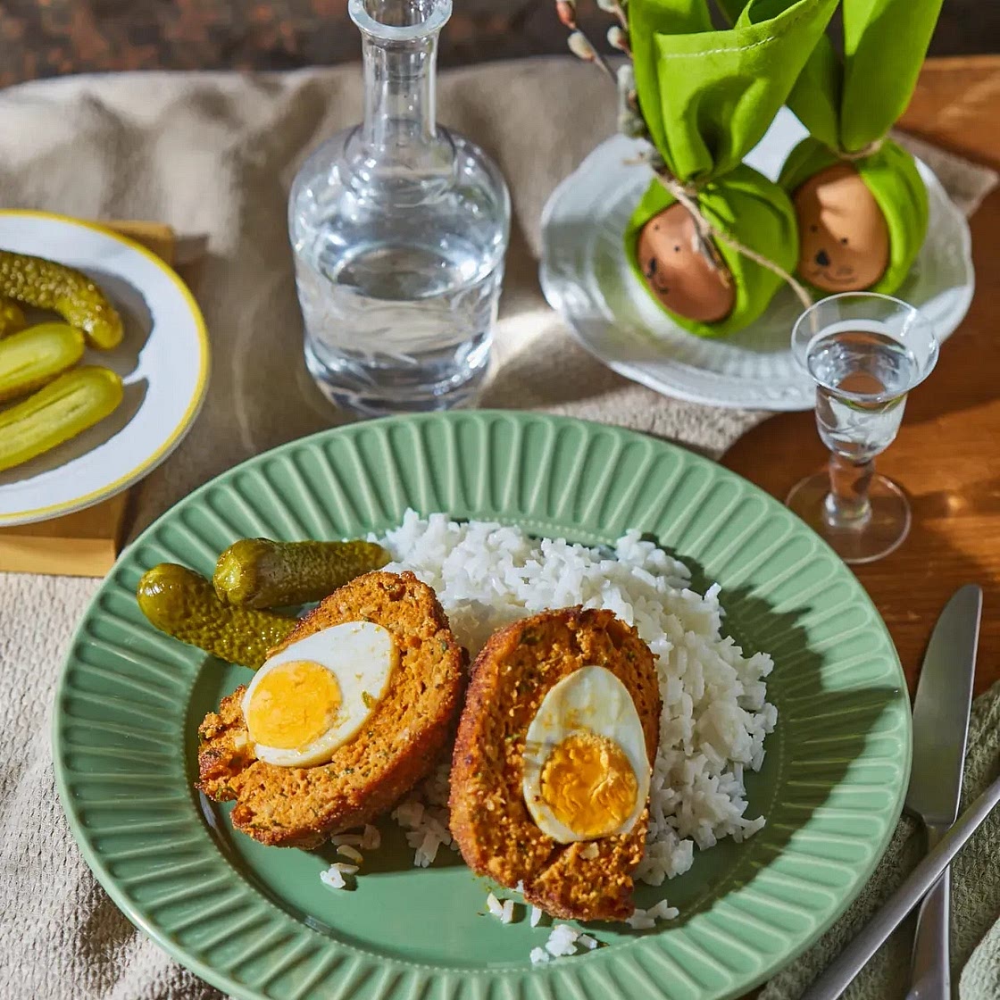 Meatloaf Stuffed with Eggs