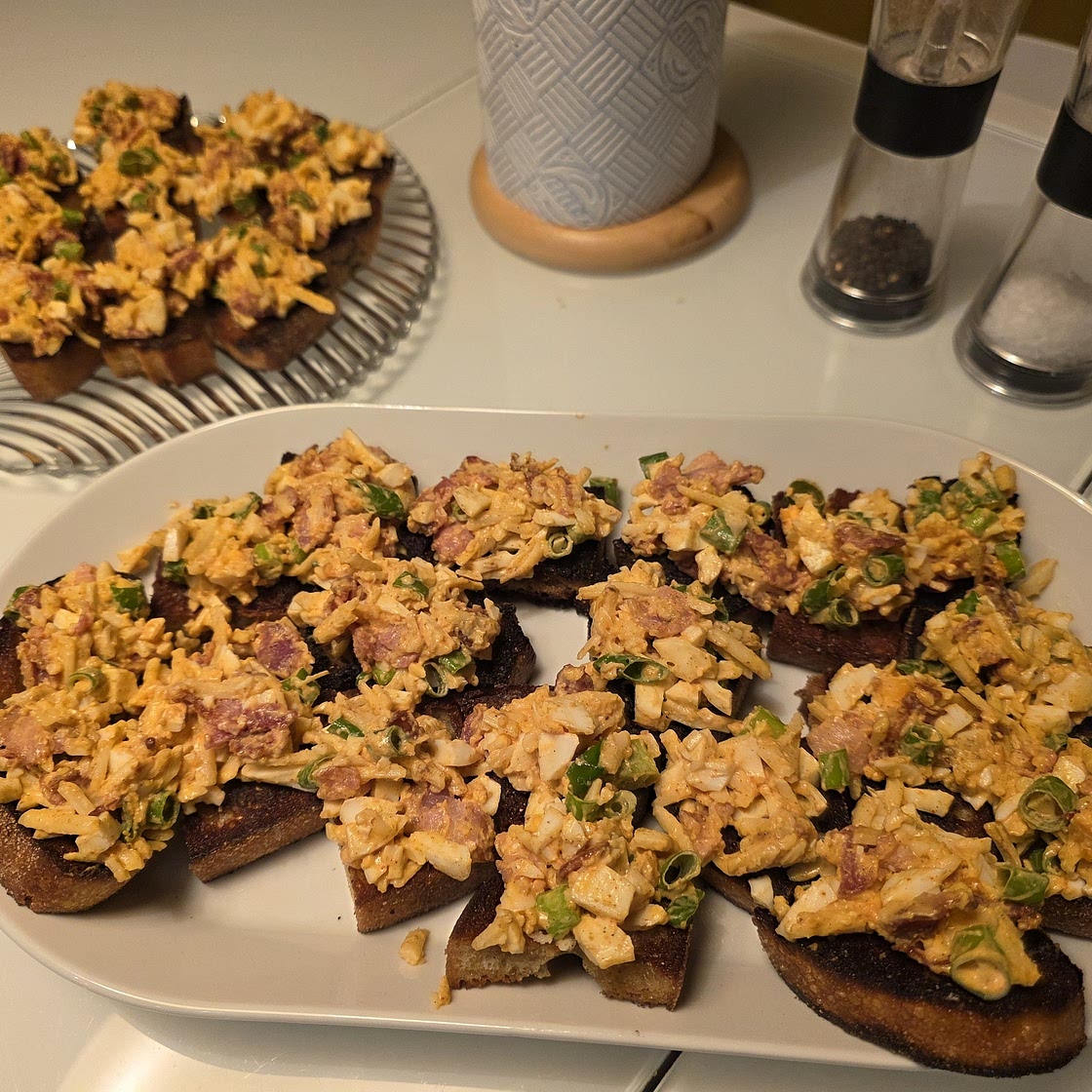 Crispy Fried Sourdough with Bacon, Egg & Cheddar Salad
