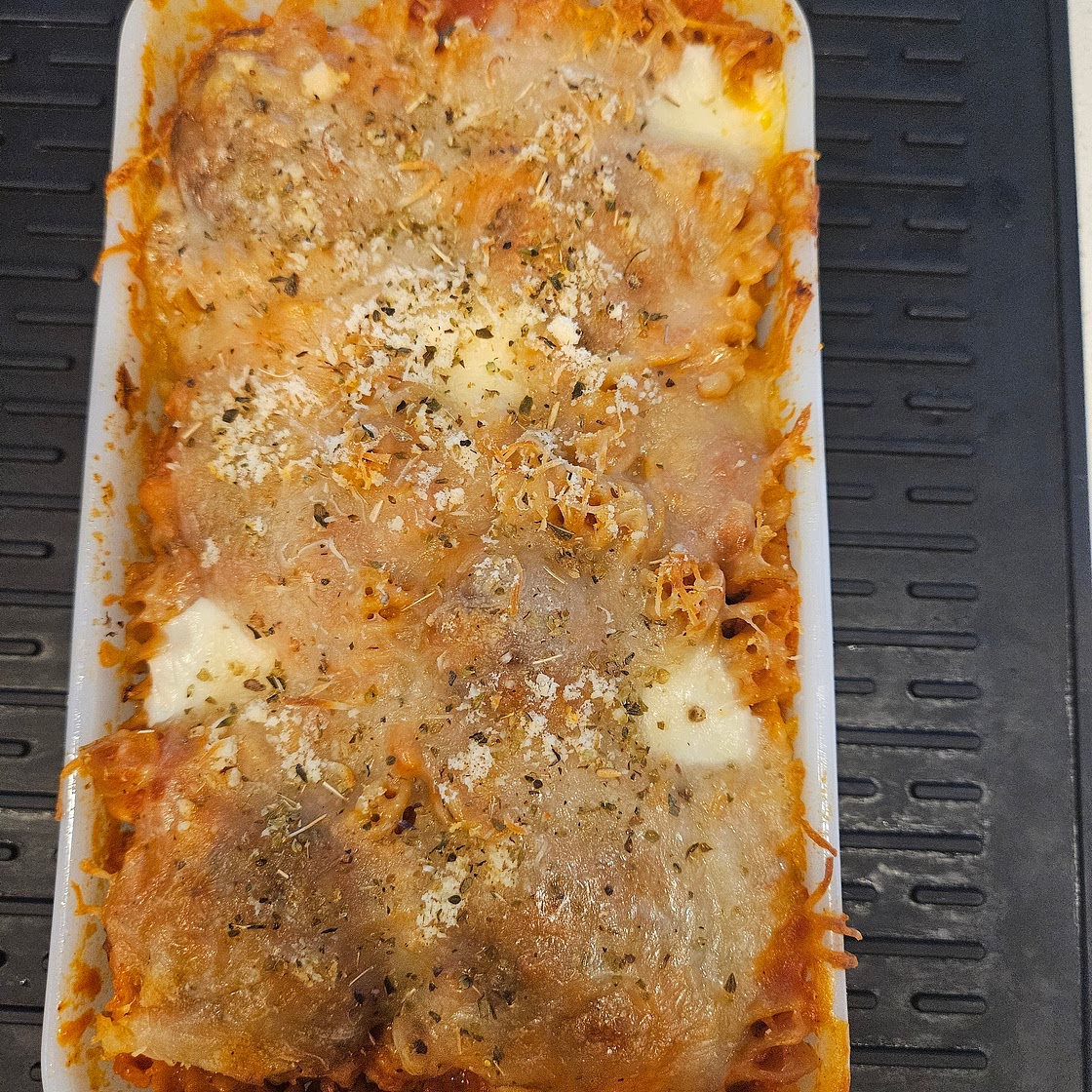 Baked Mozzarella Meatball Pasta