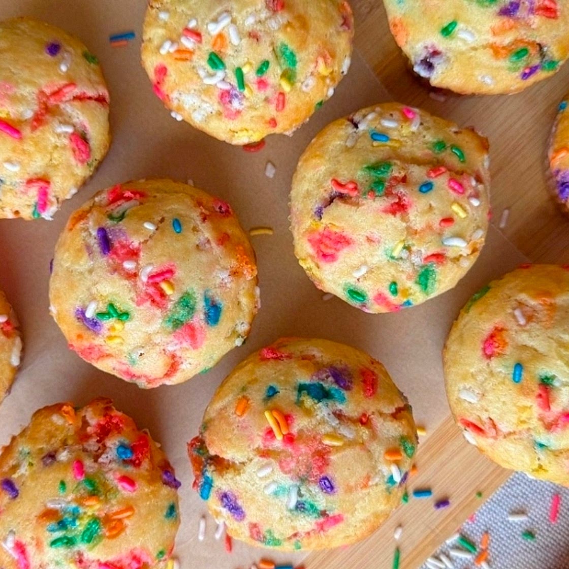 Greek Yogurt Mini Muffins