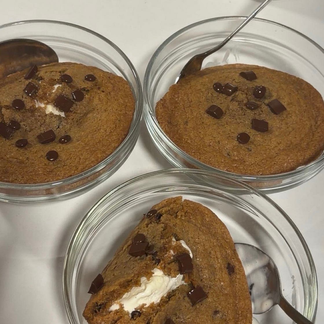 Gooey Chocolate Chip Cookies — 2 servings