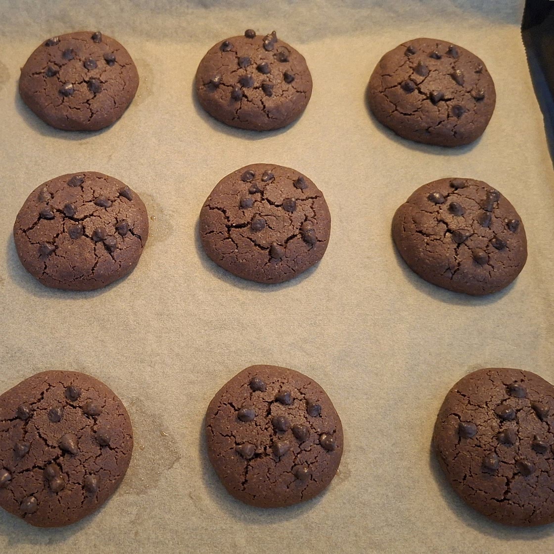 Fudgy Chocolate Brownie Cookies