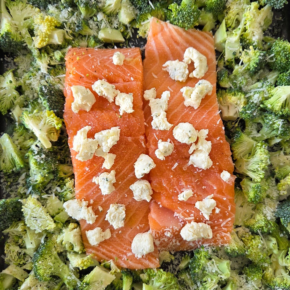 Salmon broccoli sheet pan