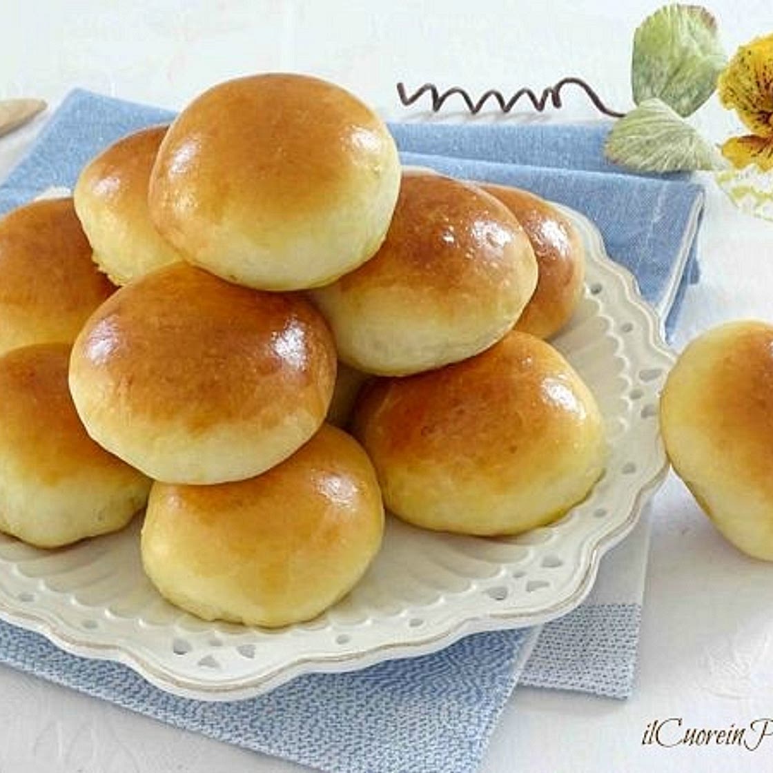 Panini al Latte in Friggitrice ad Aria