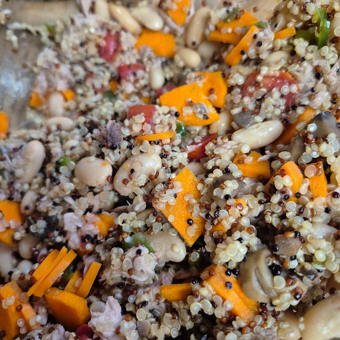 Tuna quinoa bean salad