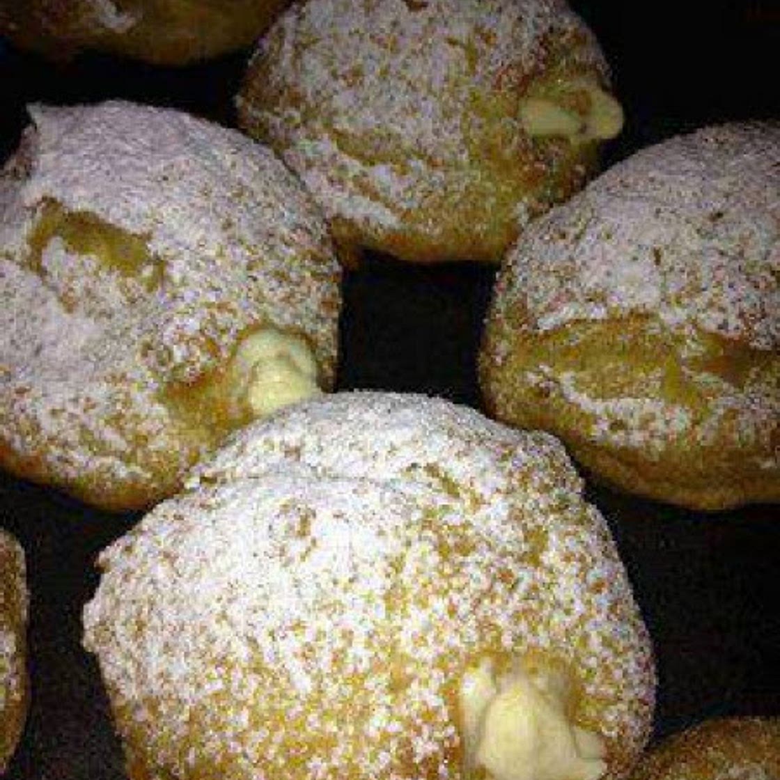 OMG!!!!!!! These are OUT OF THIS WORLD!!!!!!!! Cream puffs