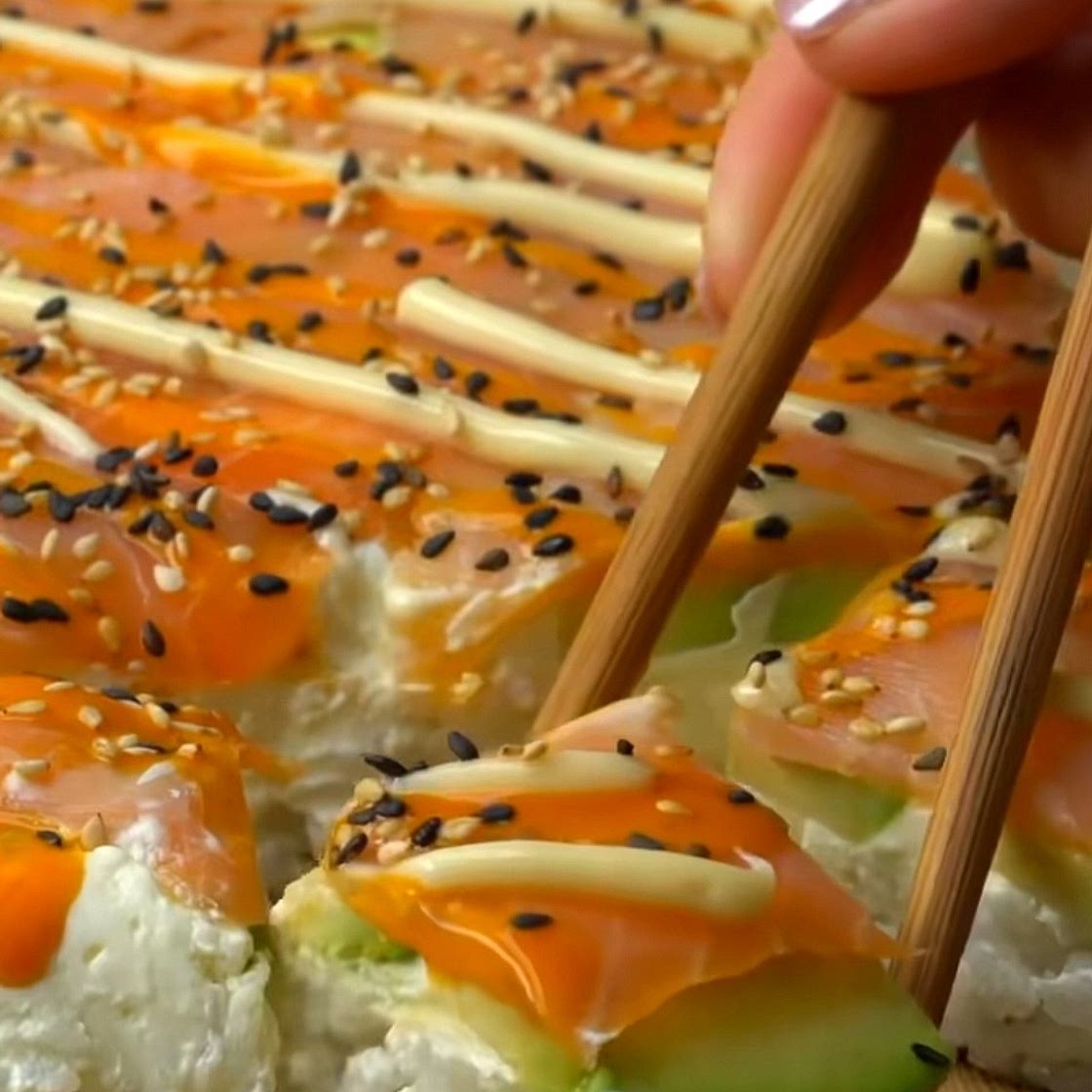 Sushi cake