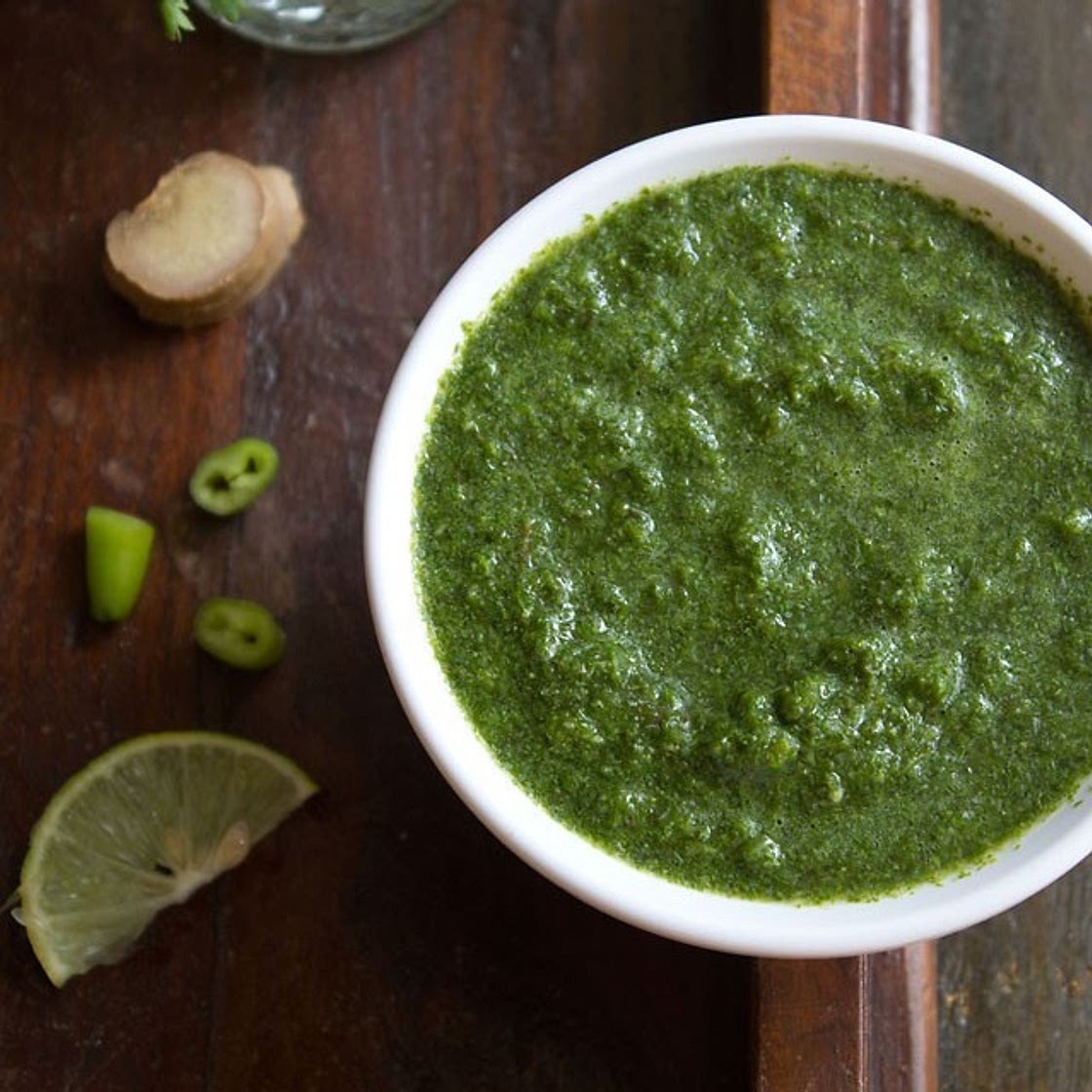 Cilantro Mint Chutney (6 Ingredients)
