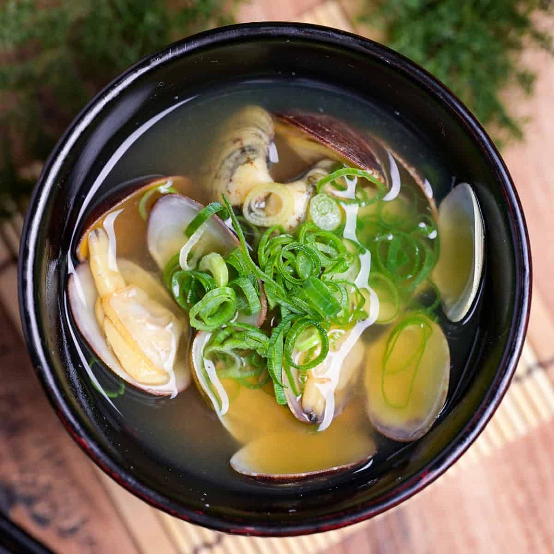 Japanese Clam Miso Soup (Asari no Miso Shiru)