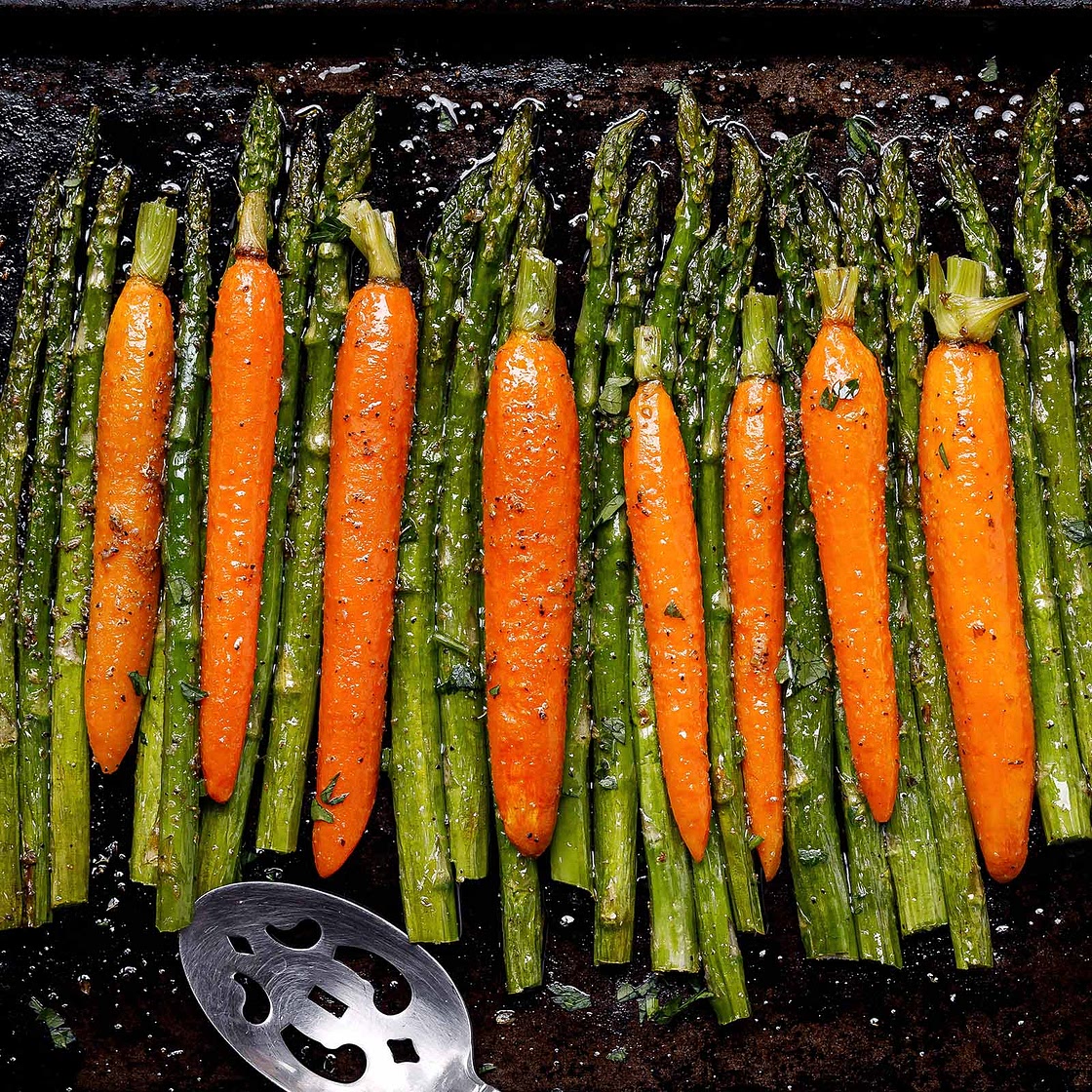 Oven-Roasted Asparagus with Garlic Parmesan