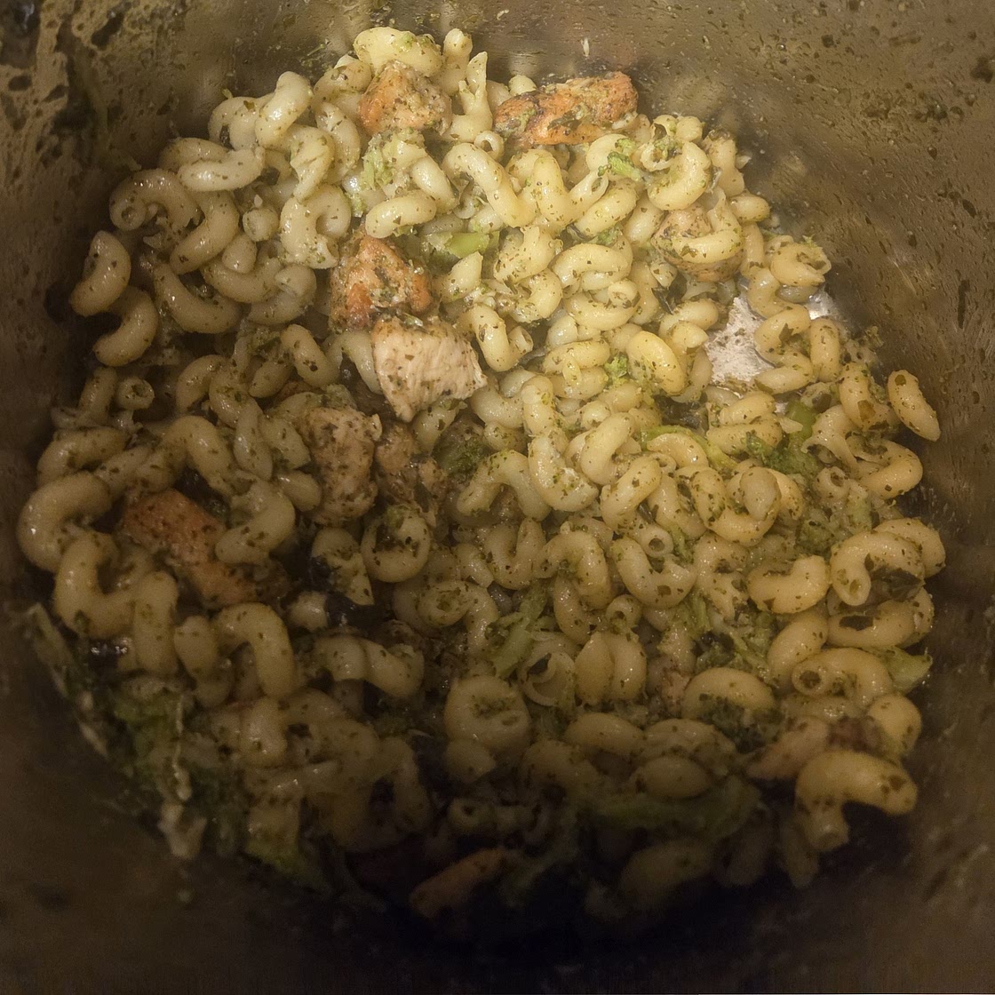 Air Fryer Chicken Pesto Pasta