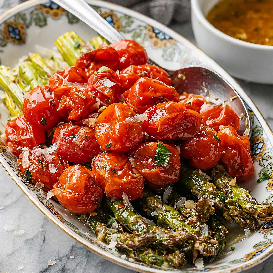 Oven-Roasted Asparagus with Garlic Parmesan