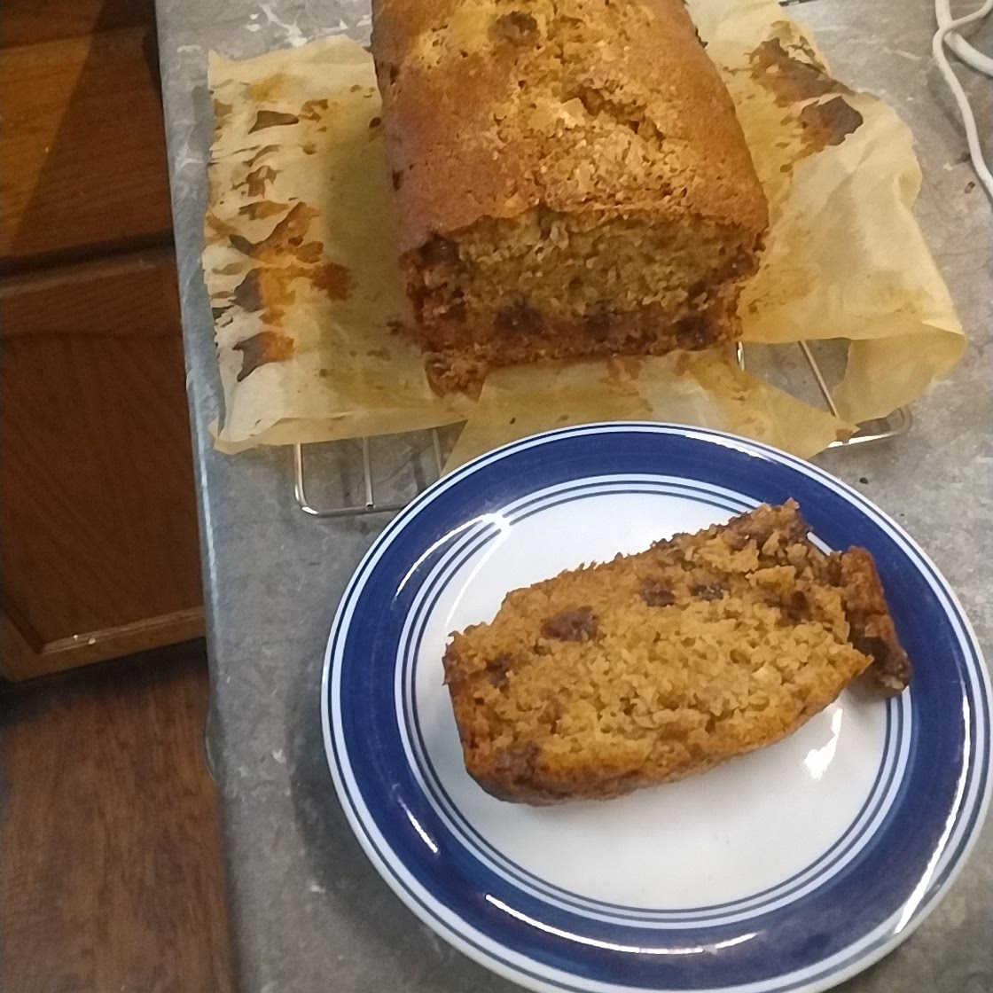 Easy Moist Banana Bread