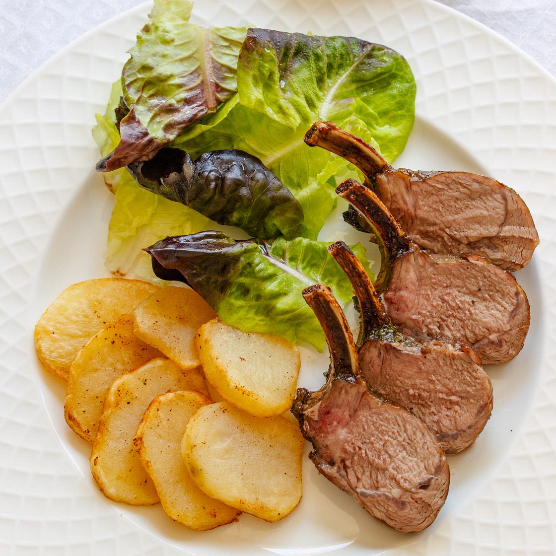 Roasted Rack of Lamb with Caramelized Crust