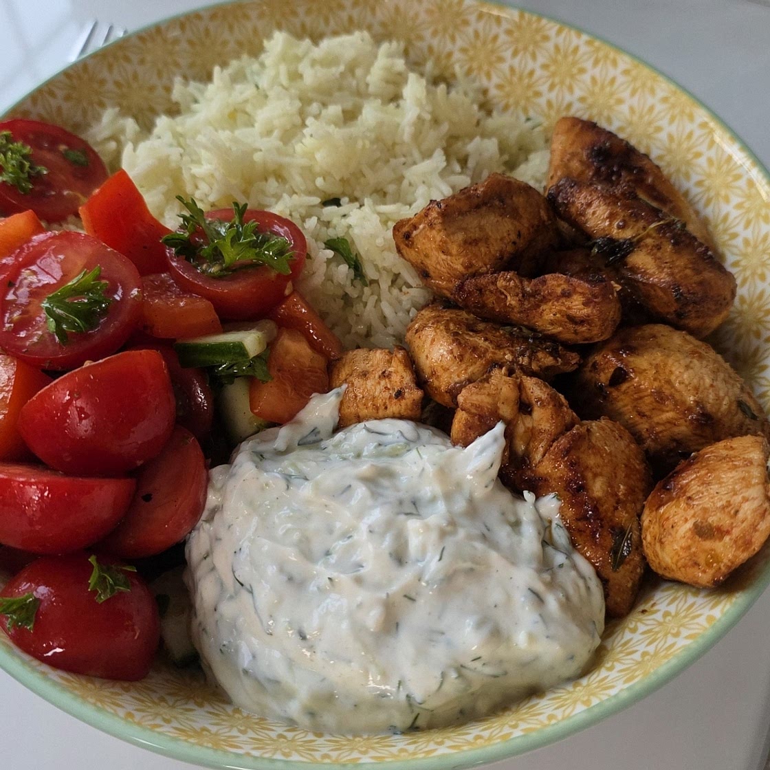 Mediterranean Chicken Souvlaki Bowls with Fresh Thyme
