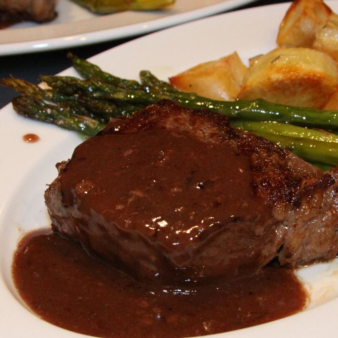 New York Steaks Wine Sauce